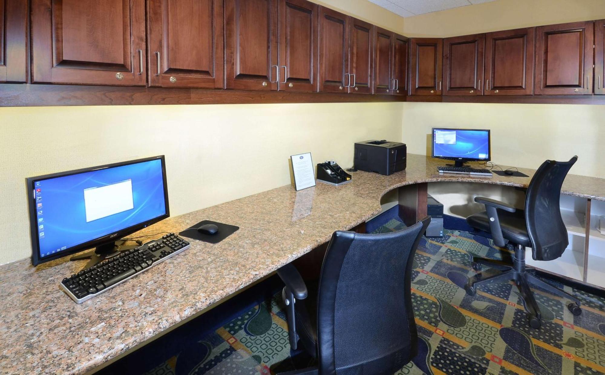 Hampton Inn Roxboro Zewnętrze zdjęcie