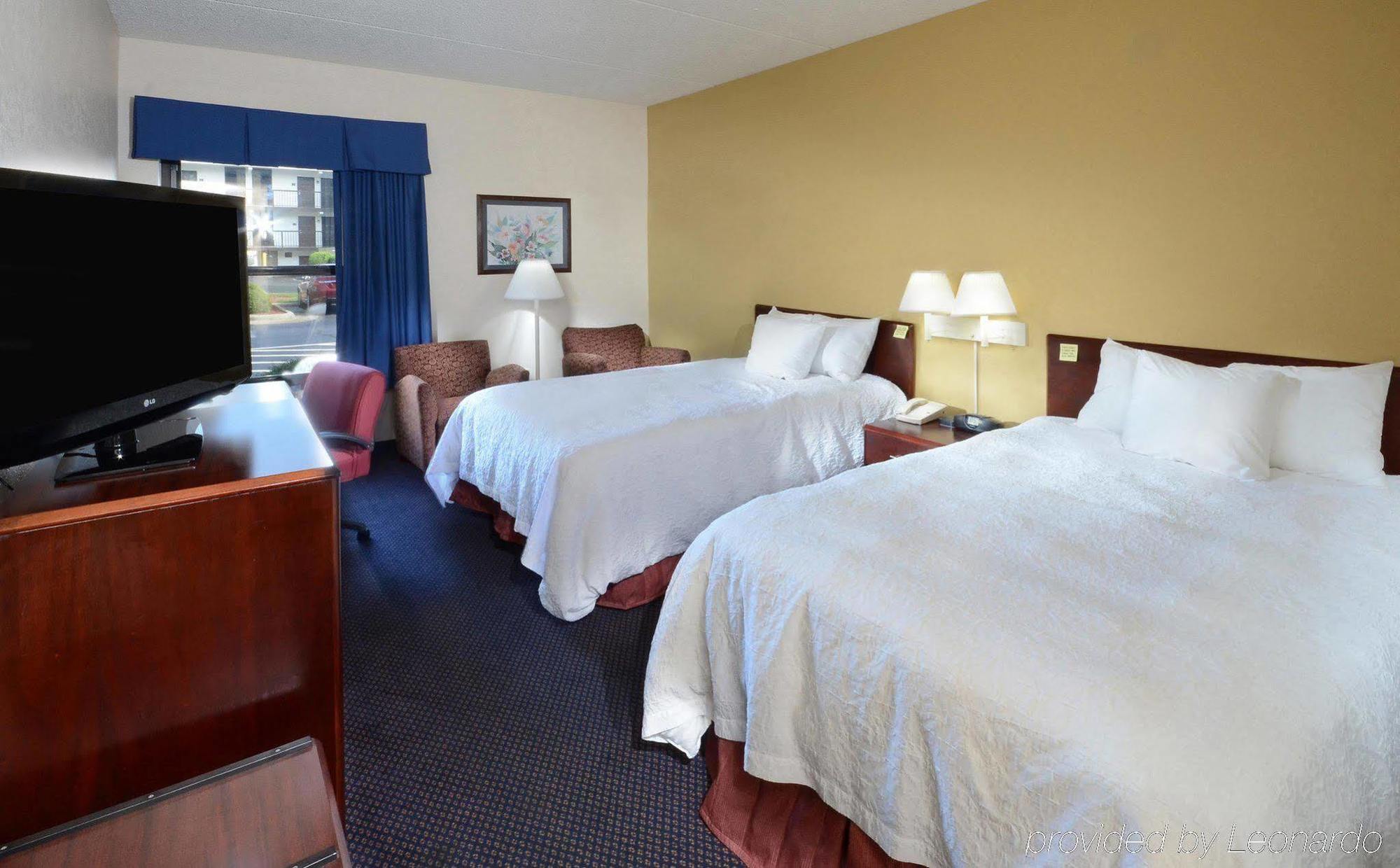 Hampton Inn Roxboro Zewnętrze zdjęcie